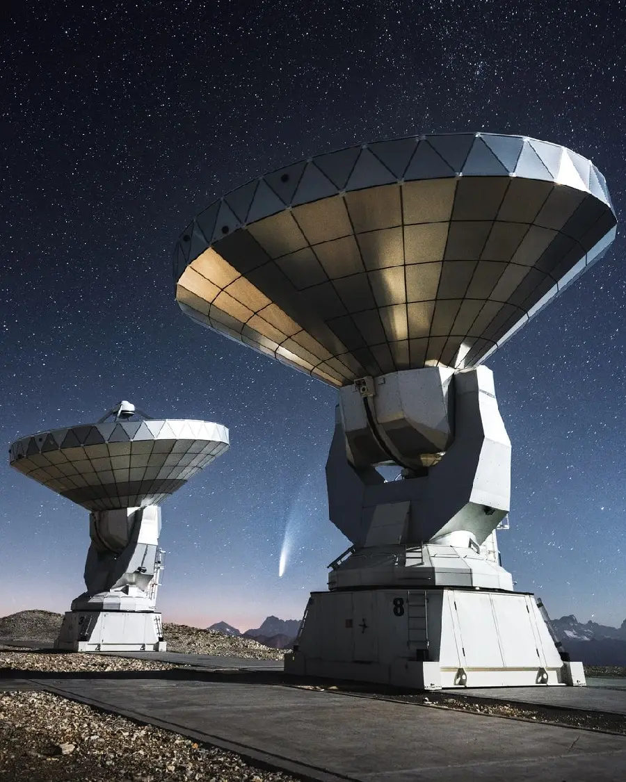The most beautiful picture of a satellite dish under the starry night sky