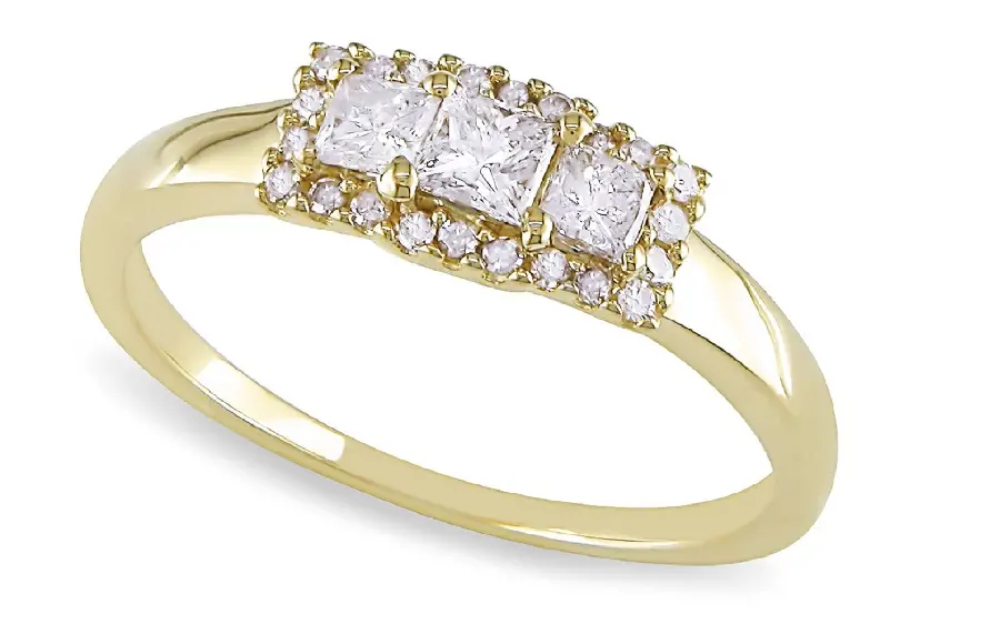 Download Full HD photo of a popular golden ring with three special prominent gems