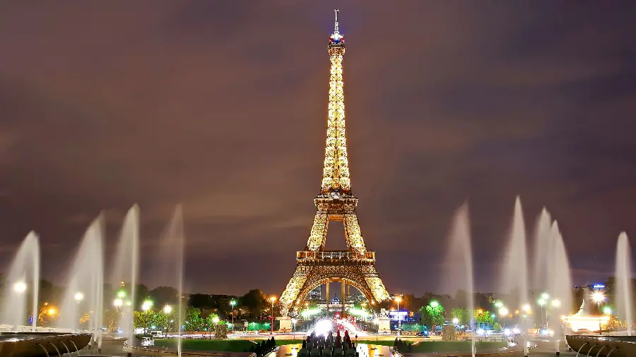 Amazing vector of the tall Eiffel Tower at night in Paris, the cradle of French culture, high quality tablet