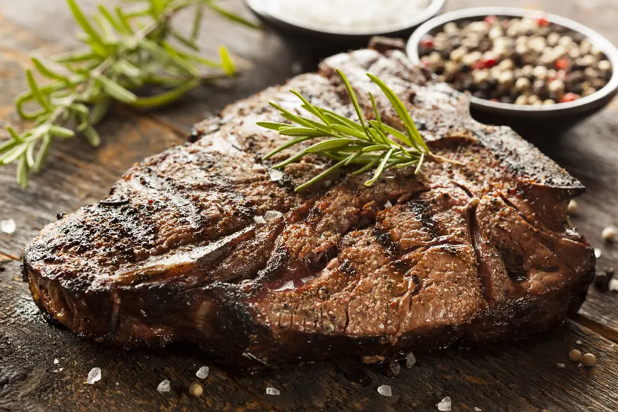 Beautiful photo of charred steak