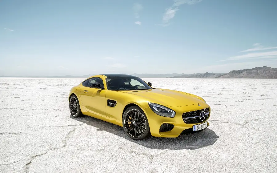 The most cool yellow Benz car image for the computer background 