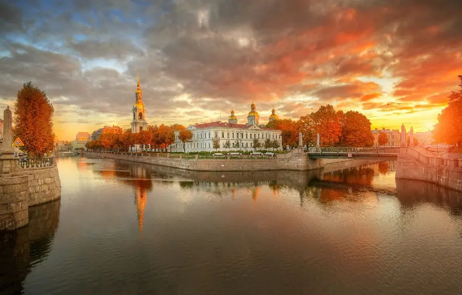 High quality and HD wallpaper photo of St. Petersburg