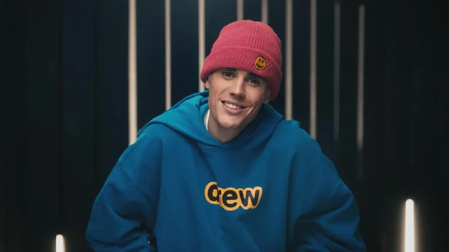 Lovely Profile Picture of Justin Bieber with a Beautiful Smile for Telegram Profile