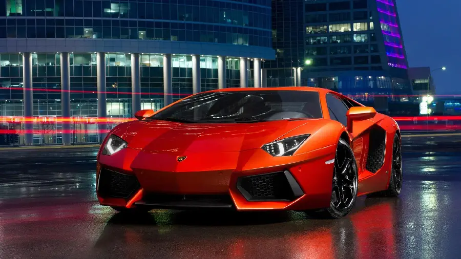 Awesome Lamborghini Aventador Wallpaper in Cherry Red