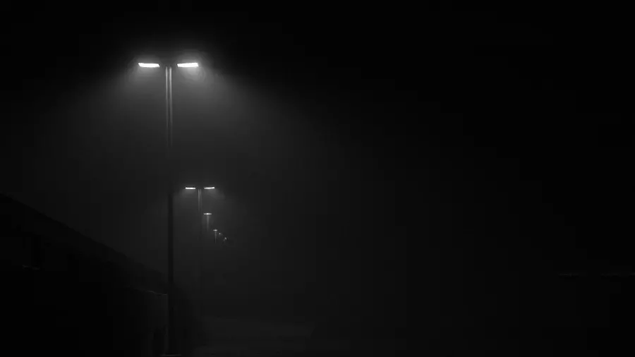 Unique Black and White Street Lights Wallpaper for Windows 11
