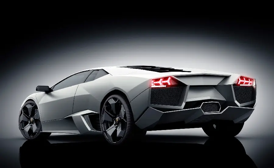 Download a beautiful image of the rear hood of a Lamborghini Runton in high quality