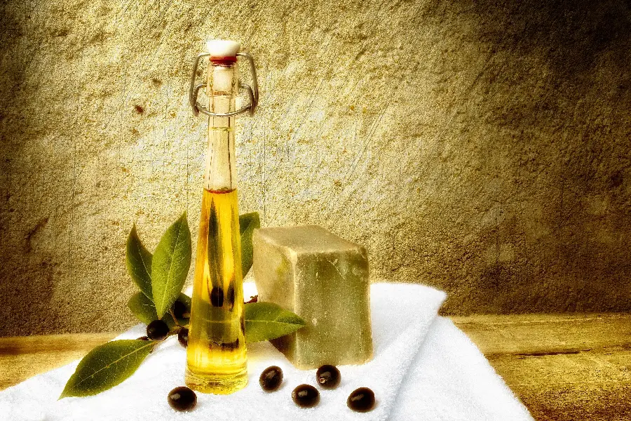 New and magical wallpaper of colorful and useful olive oil for Windows 