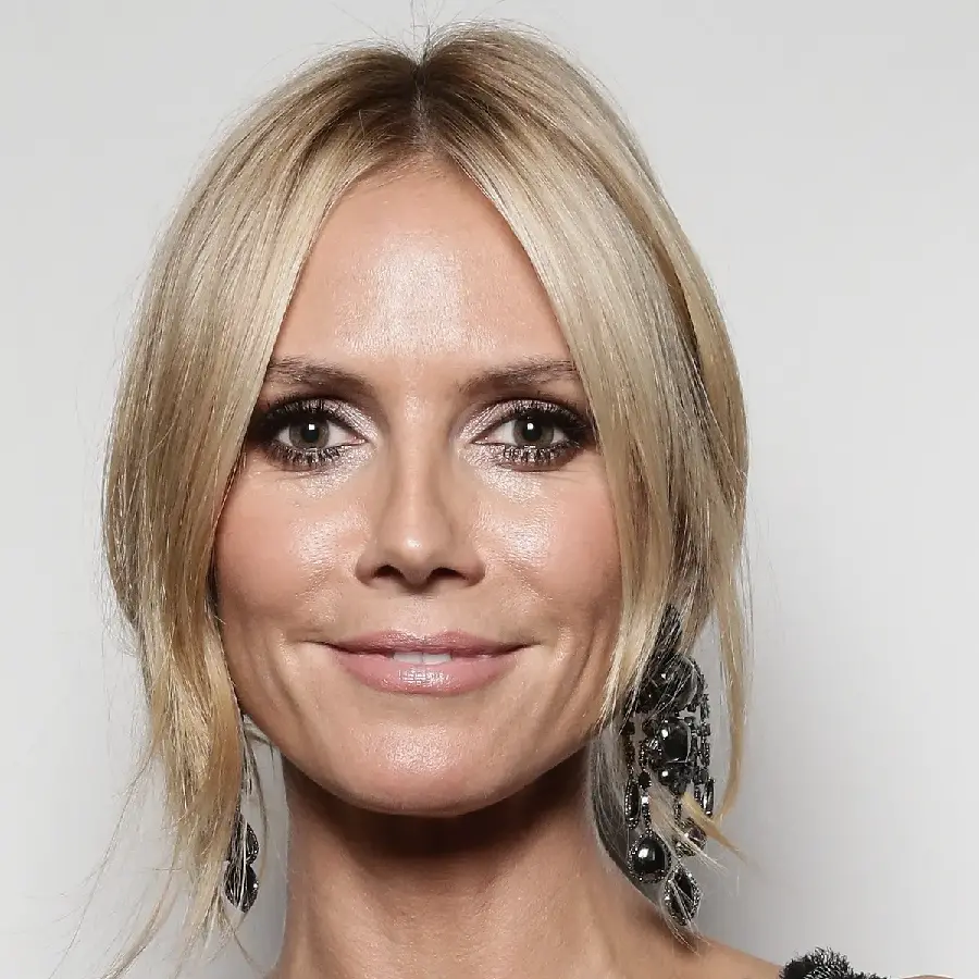 High quality photo of Heidi Klum with a beautiful make-up for the background