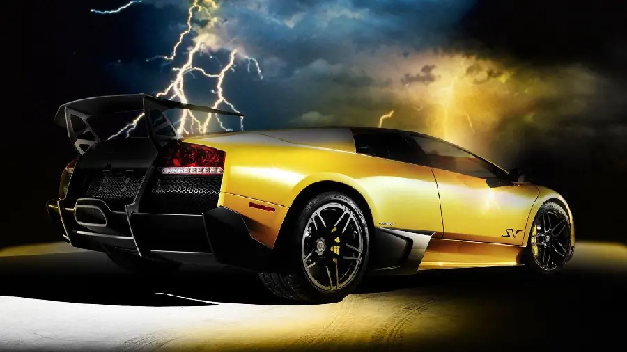 The most mysterious photo of a golden Lamborghini for an Instagram post 2022