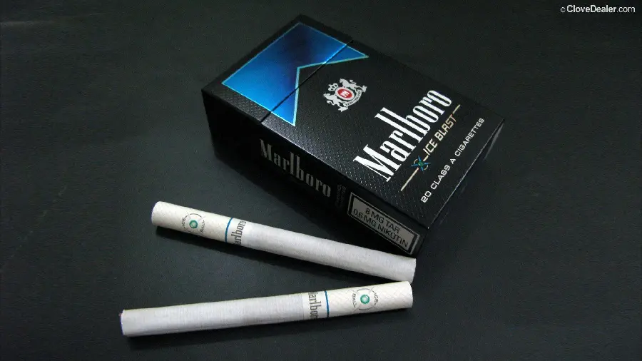 Black and eye-catching Marlboro cigarette HD wallpaper
