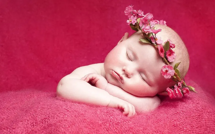 WhatsApp profile picture of a beautiful and sweet baby girl with a pink theme 2022