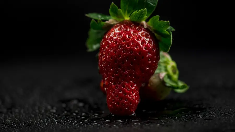 Strawberry Wallpaper