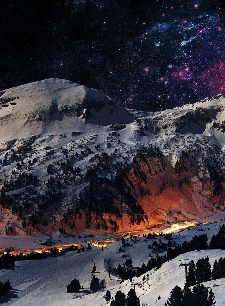 Download the amazing view of Siberia, Russia on a starry night 