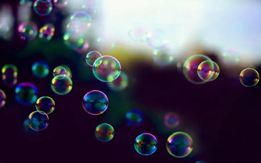 Download the magical background of soap bubbles in Sunny weather 