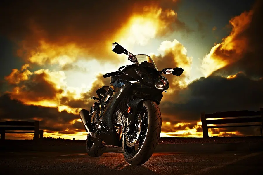 Download a fiery and majestic profile picture of a black motorcycle with HD quality