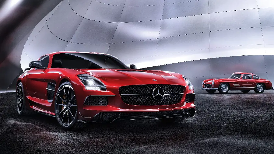 The most special red Mercedes-Benz model with HD quality suitable for phones