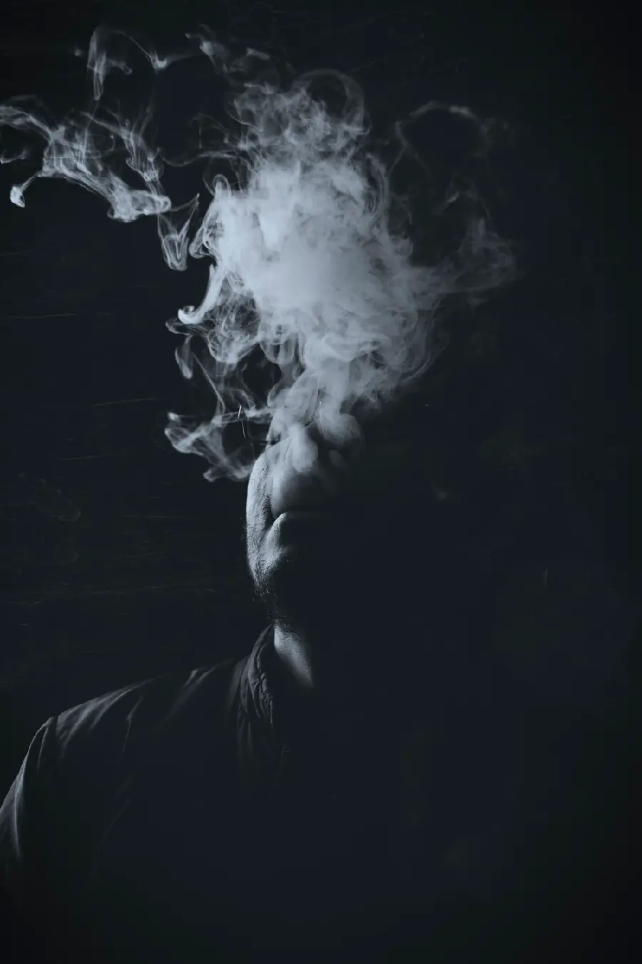 High Quality Cigarette Smoke Wallpaper for Desktop 