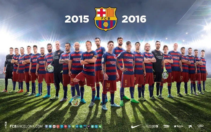 Barcelona and fans challenge creation in a wide frame