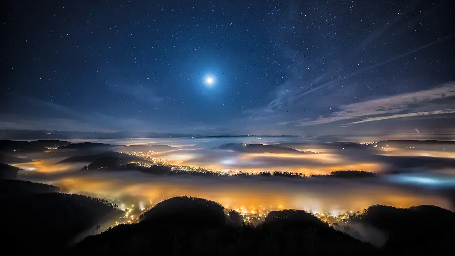 Download a magical and bright photo of night nature for your profile