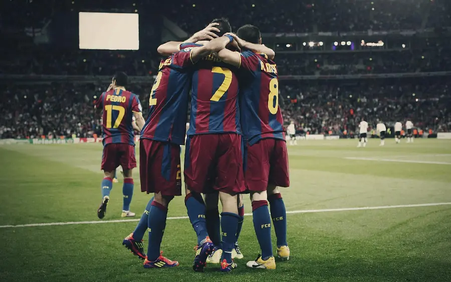 Background photo of Barcelona fans on their heads and knees