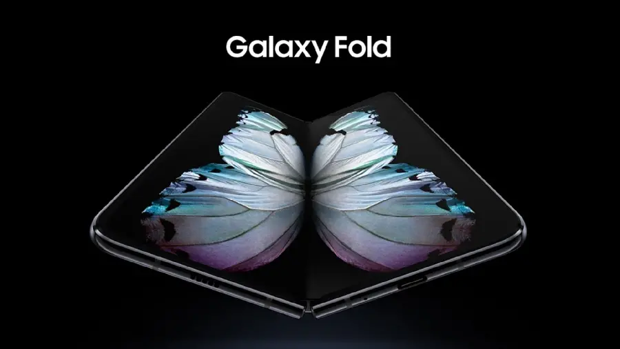 Amazing View of a Glowing Butterfly for Galaxy Fold Wallpaper