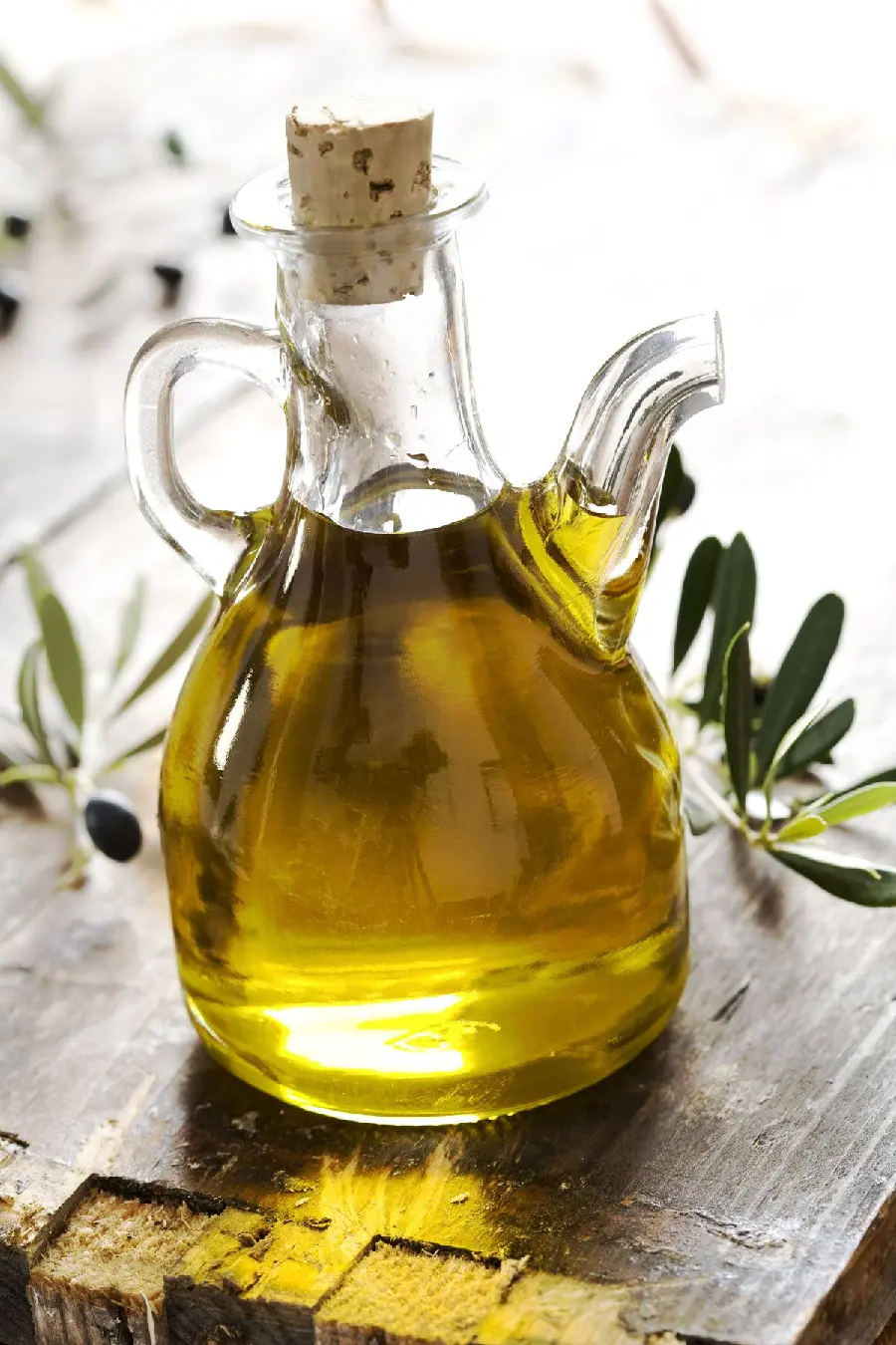 Free download of high quality olive oil photos for advertising use