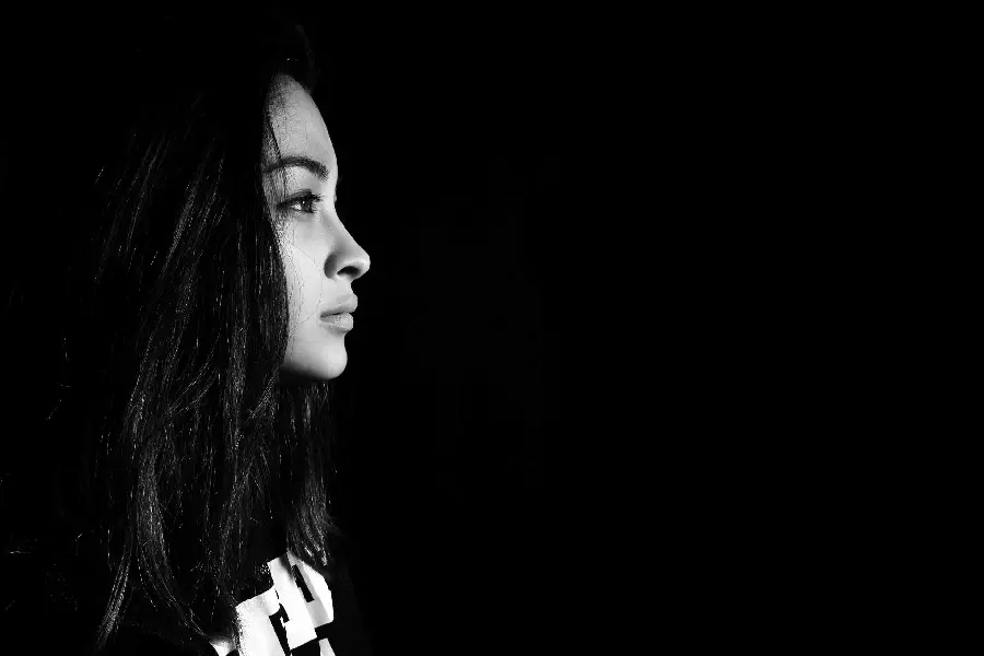 Black and white girly picture with sad theme for profile 