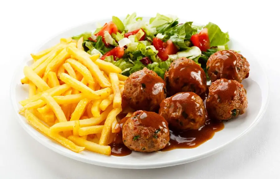 Download the most special image FUII HD Delicious, unique and tasty meatballs with fries and salad