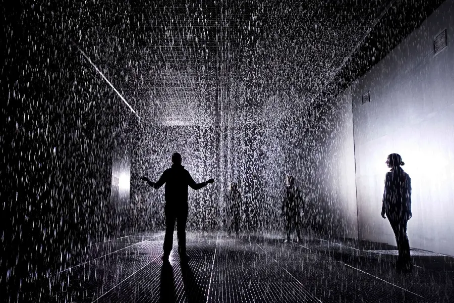 A special and strange image of being under the rain with a sad theme