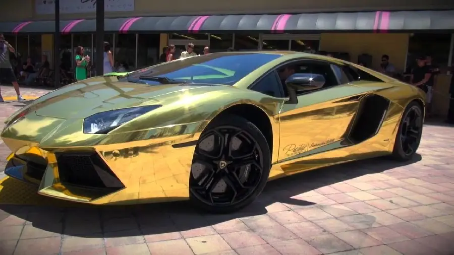 Download Full HD Image of a Well-Made Golden Lamborghini Car 