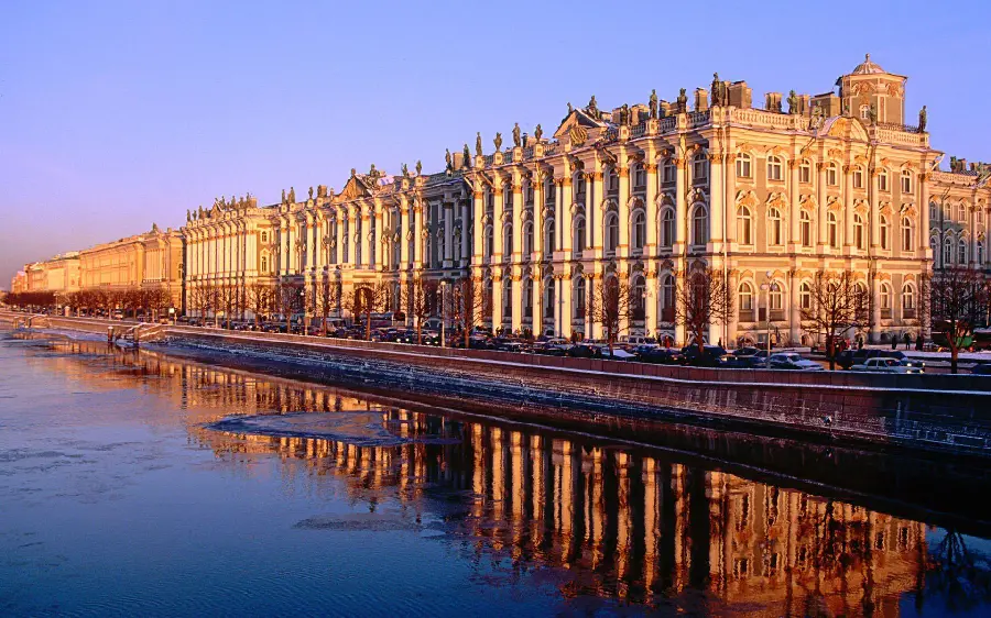 Wallpaper of old buildings and St. Petersburg by the Sea