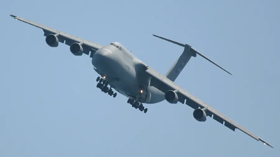 Very High Quality Poster of the Flight of a Large Aircraft in the Sky 2022