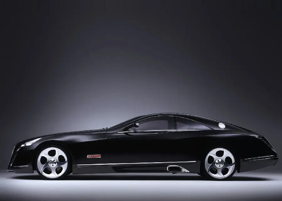 Download Black Mercedes Benz Maybach Wallpaper
