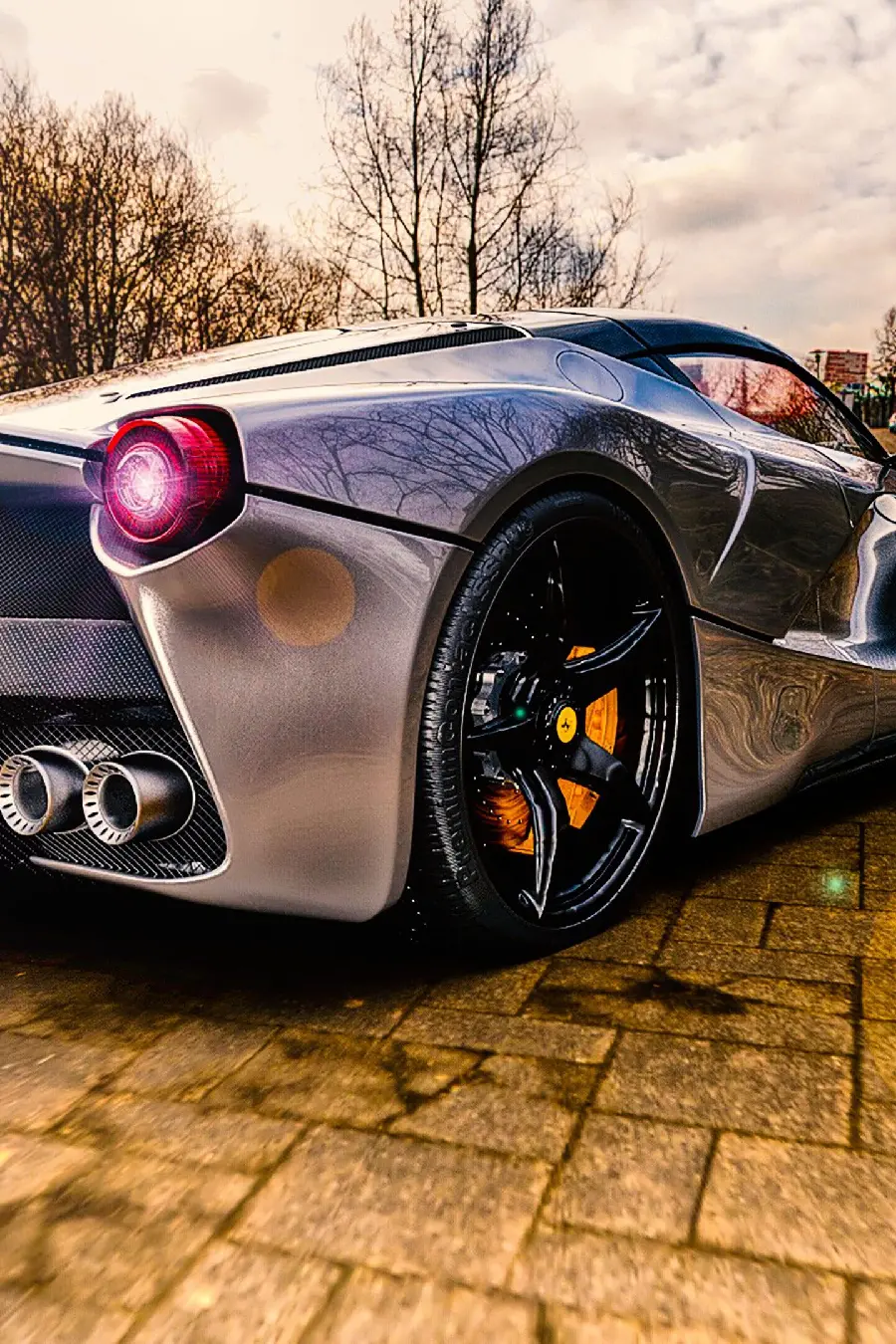 Free Silver Ferrari Sports Car Mobile Wallpaper