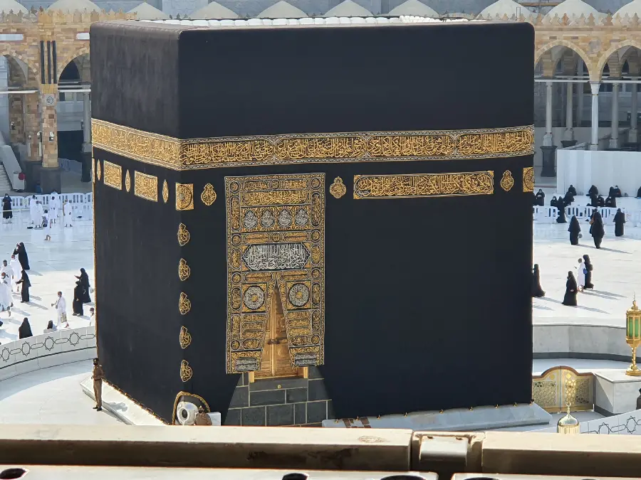 Soothing Photo of Kaaba with Famous Cloth for Profile