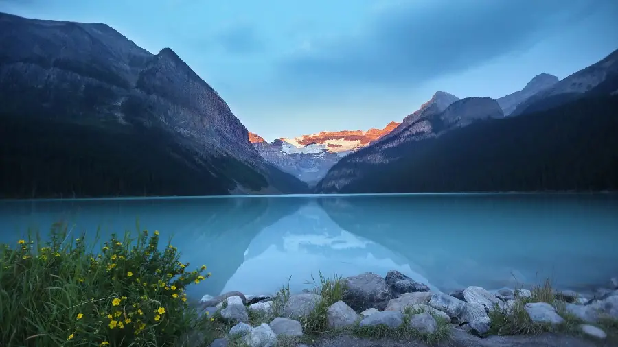 Pictures of the most beautiful lakes and nature of Vancouver, Canada