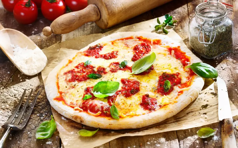 The latest photo of delicious Italian pizza with excellent 4K quality