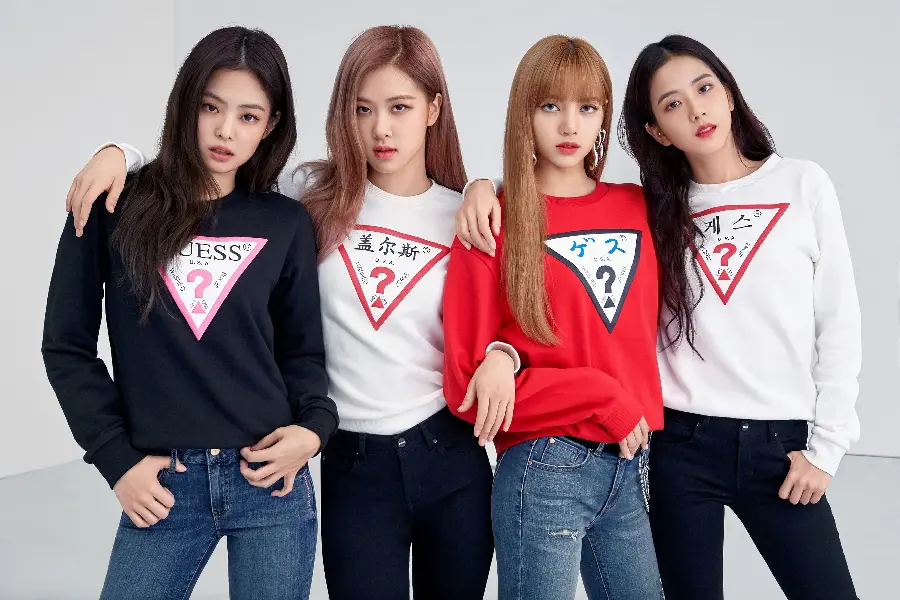 Beautiful and attractive picture of BLACKPINK group members for girls' profiles