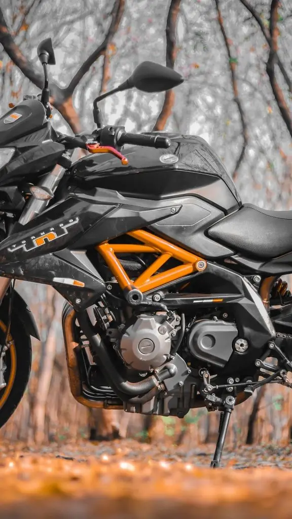 Stylish and classy wallpaper of a heavy motorcycle for the iPhone