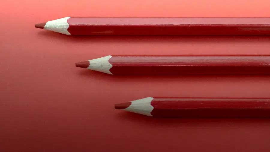 Popular Three Red Pencils Image for Windows 12