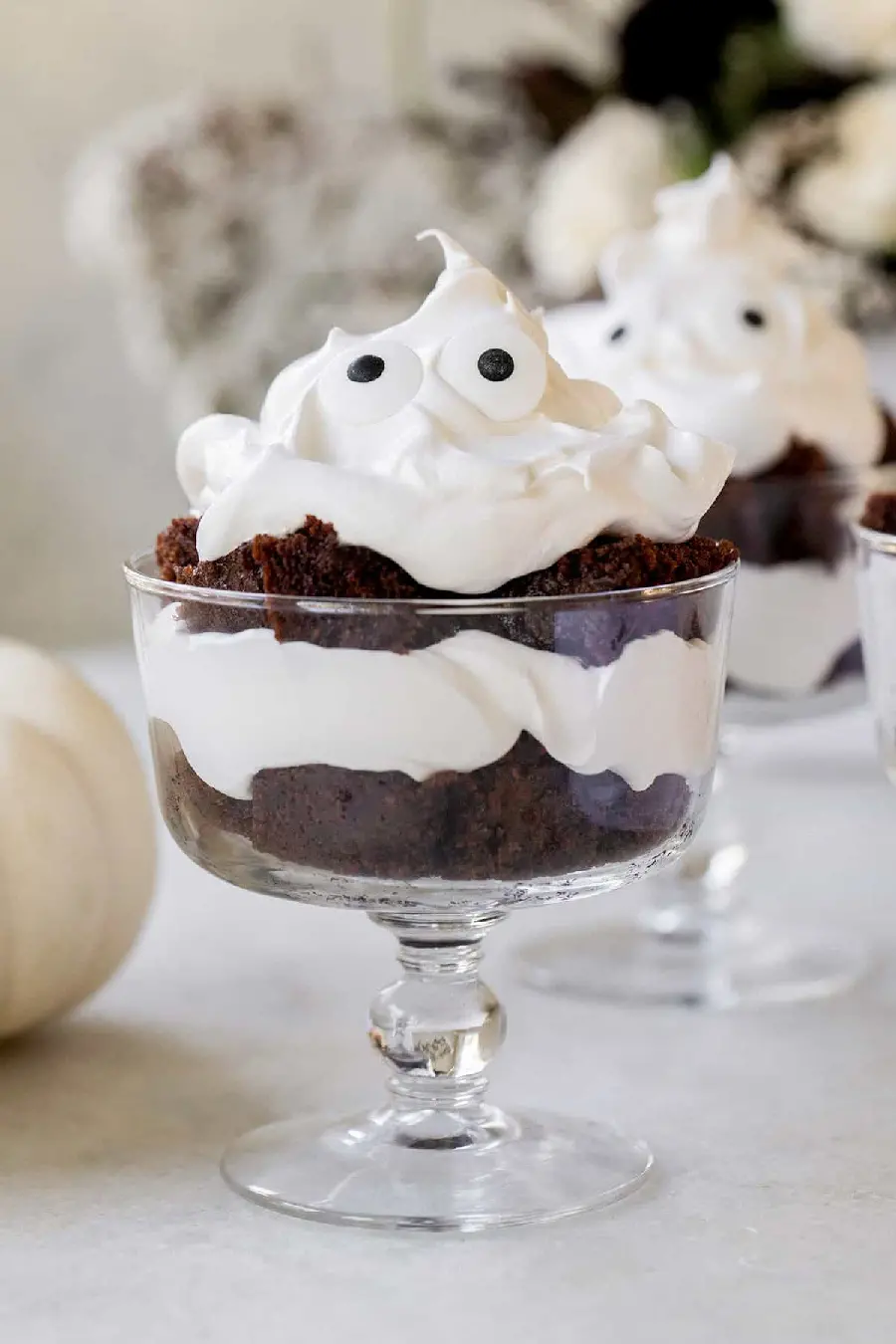Best photo of a glass dessert with vanilla ice cream and cocoa cake for printing