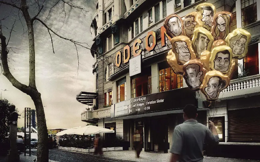 Interesting photo of selling balloons with caricature designs recorded by the world's top photographers