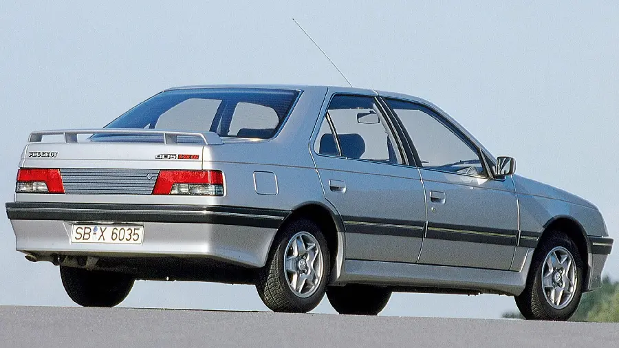 Background Peugeot 405 MI European Silver