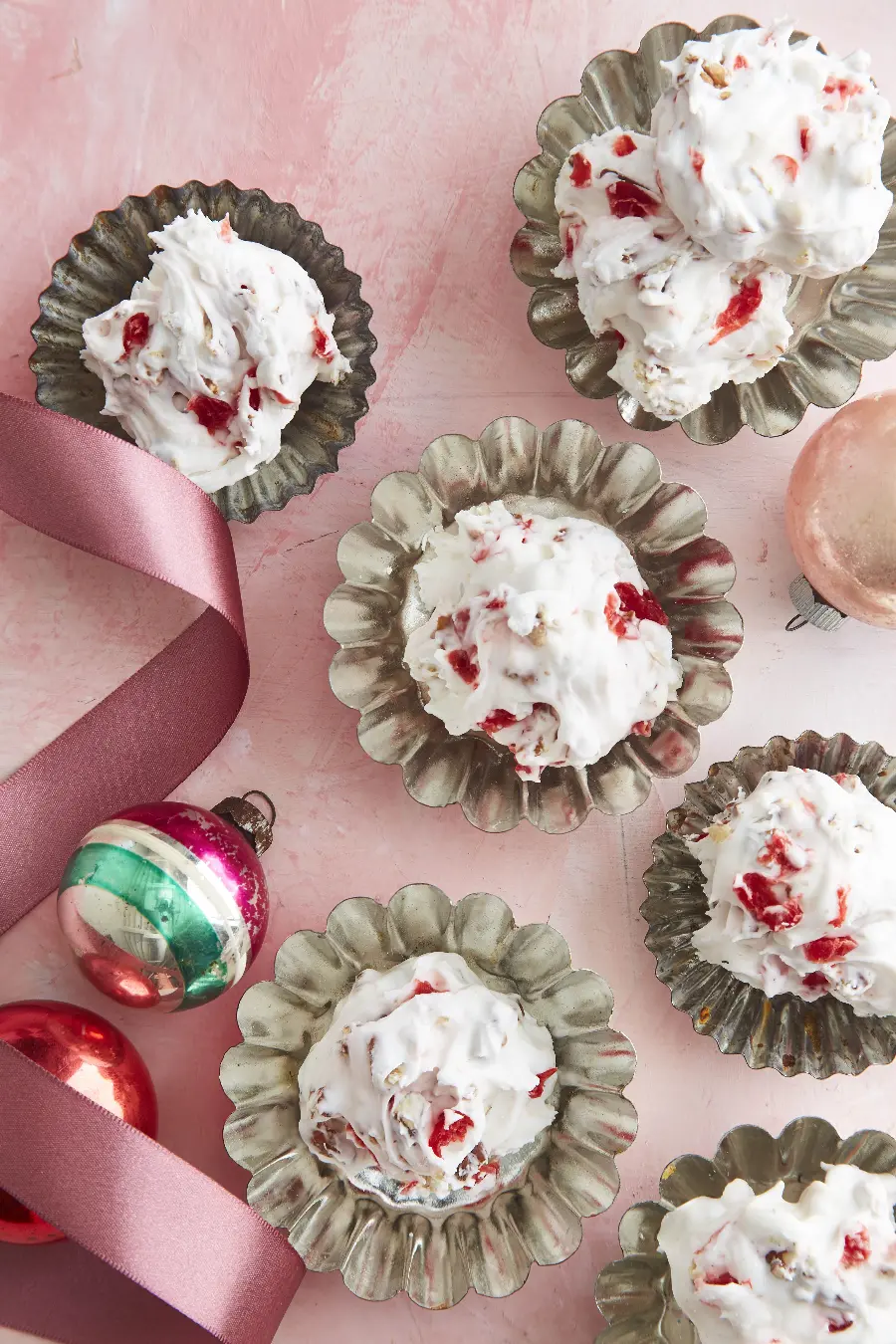 The most delicious photo of vanilla and strawberry scoop ice cream in high quality