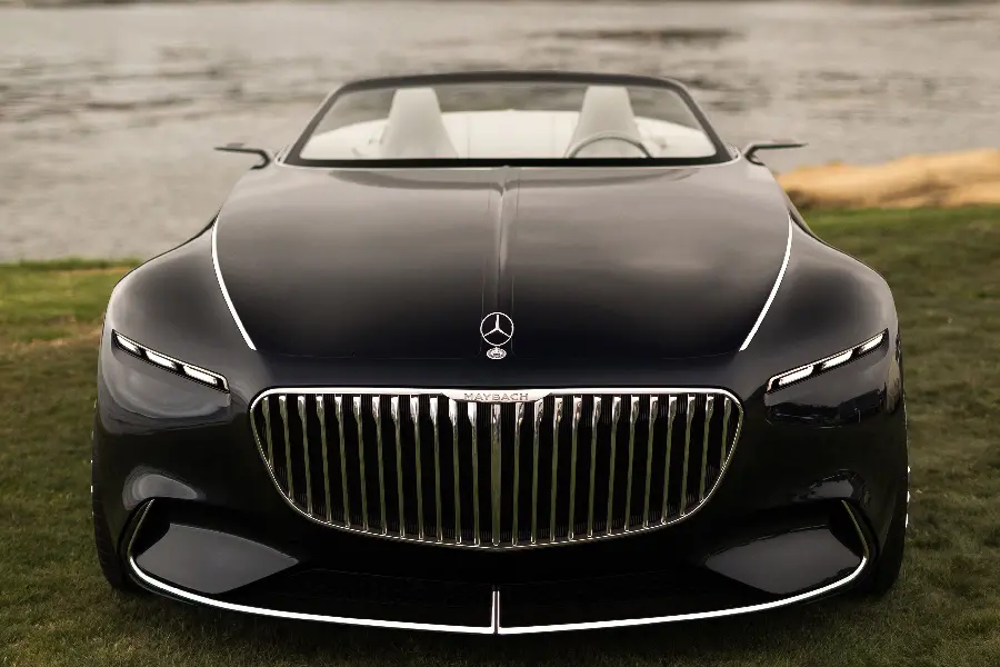 Mercedes Benz Maybach Concept Car Photo