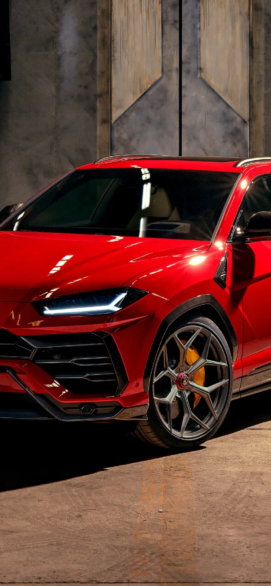 Cool Lamborghini SUV Wallpaper