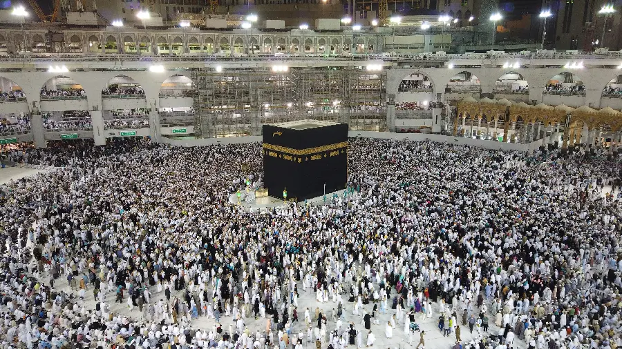 Most Viewed Image of Mecca and Medina for 1402 AH Print