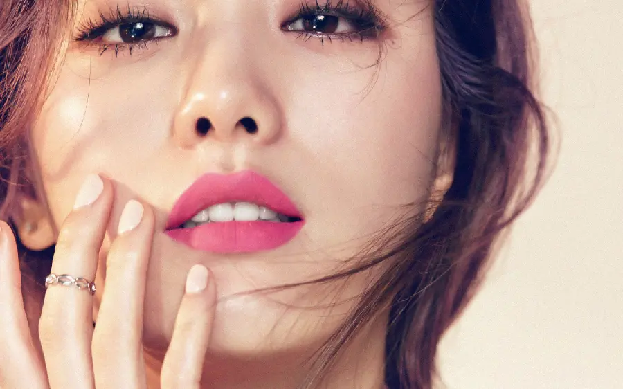 Natural Korean girl with beautiful girlish makeup in KFit Full HD 