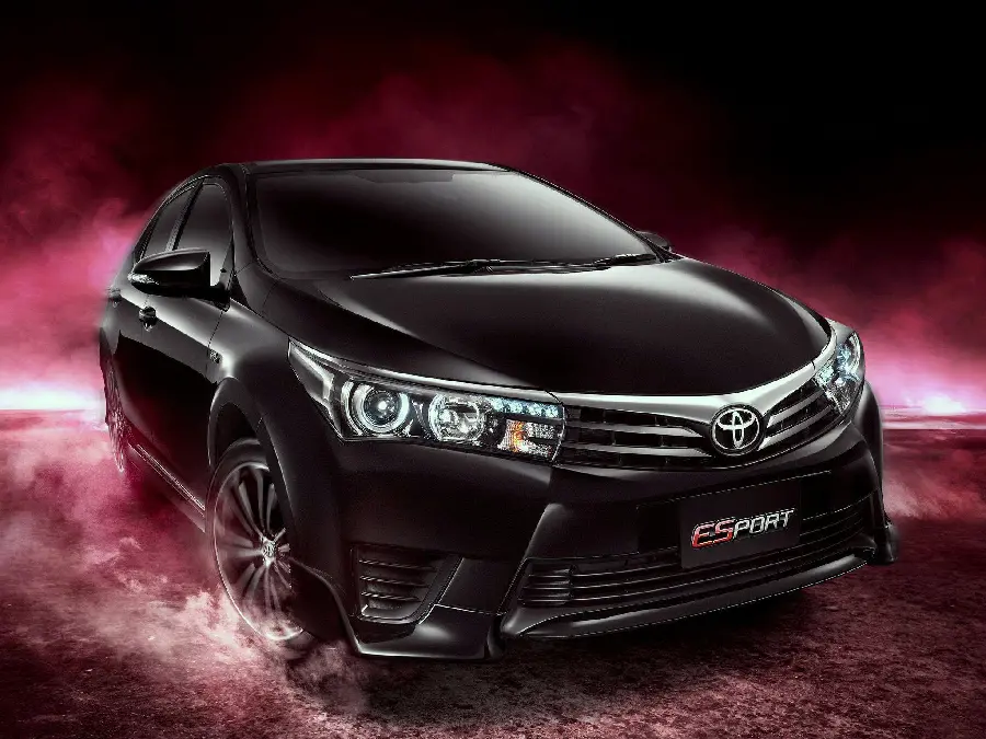 4K Toyota Corolla Wallpaper