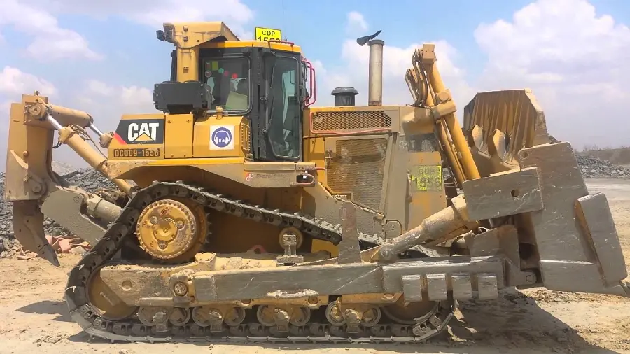 Bulldozer Crusher Photo
